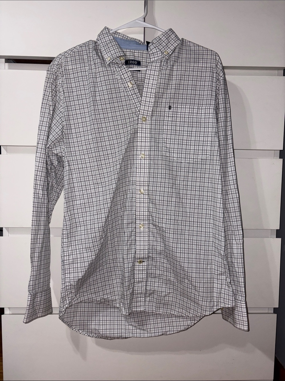 Izod Men’s White and Gray Windowpane Button-Down Shirt